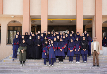 بازدید دانش‌آموزان دبیرستان علامه حلی از دانشکده هنر